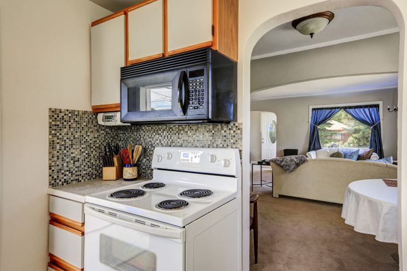 Mosaic Backsplash Installation in Wilmington, NC